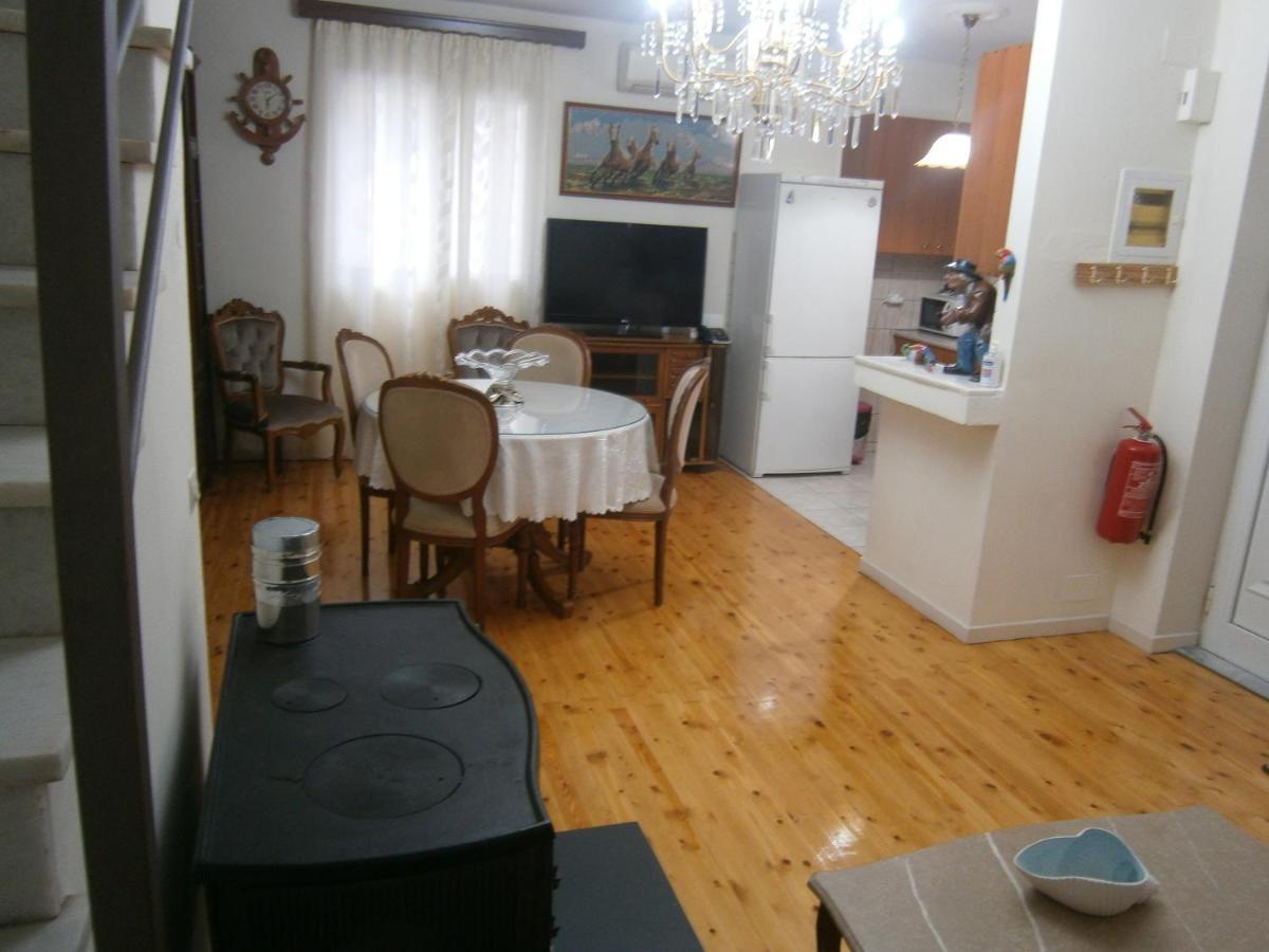 Villa Hospitality Nikiána Kültér fotó