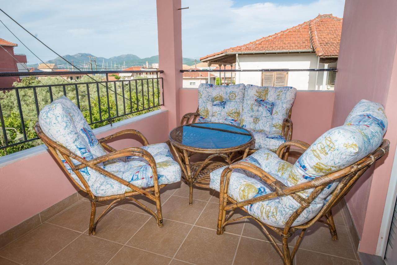 Villa Hospitality Nikiána Kültér fotó
